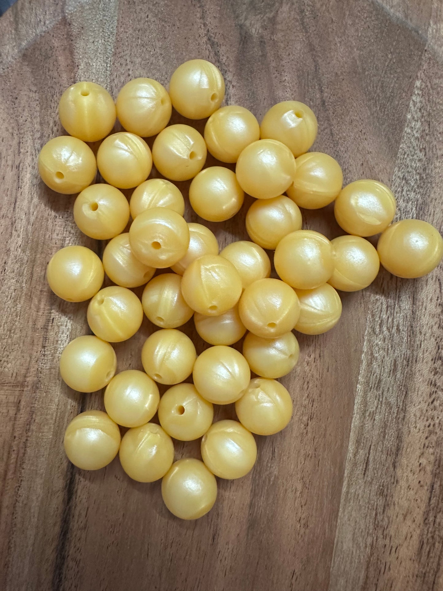 Golden Girl- Silicone Bead 15mm