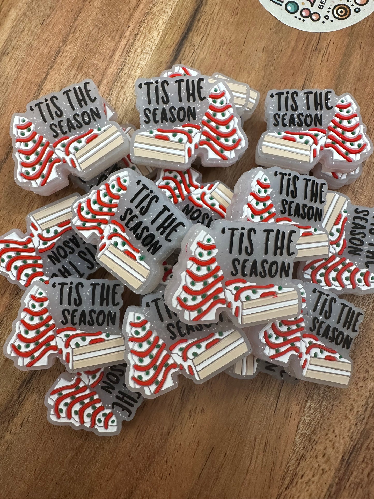 Tis the Season Cake- Silicone Focal Bead