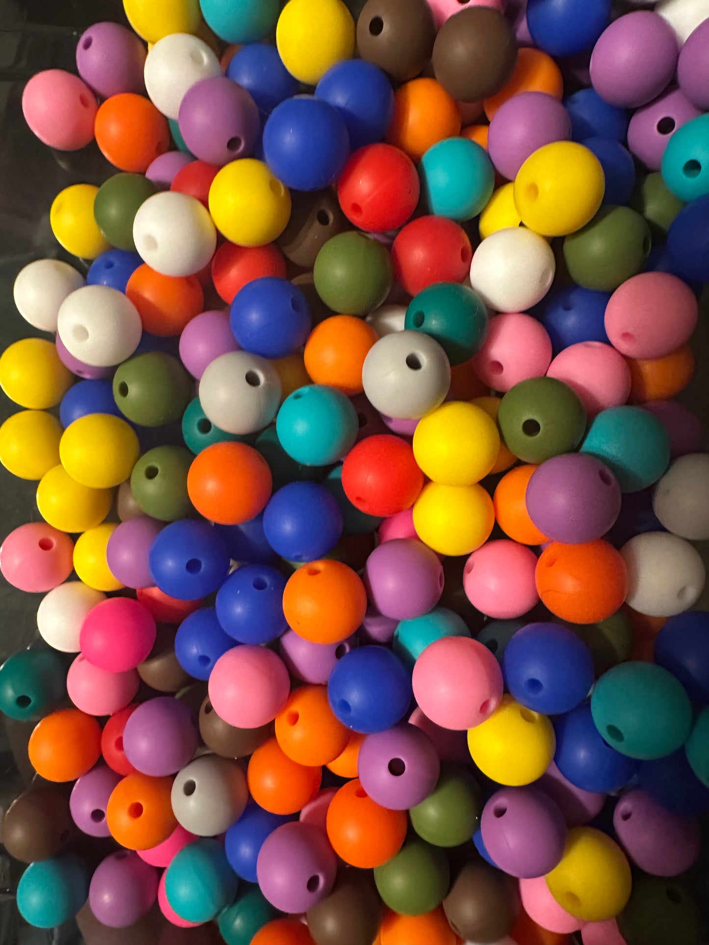 RANDOM MIX- SILICONE BEADS 12MM