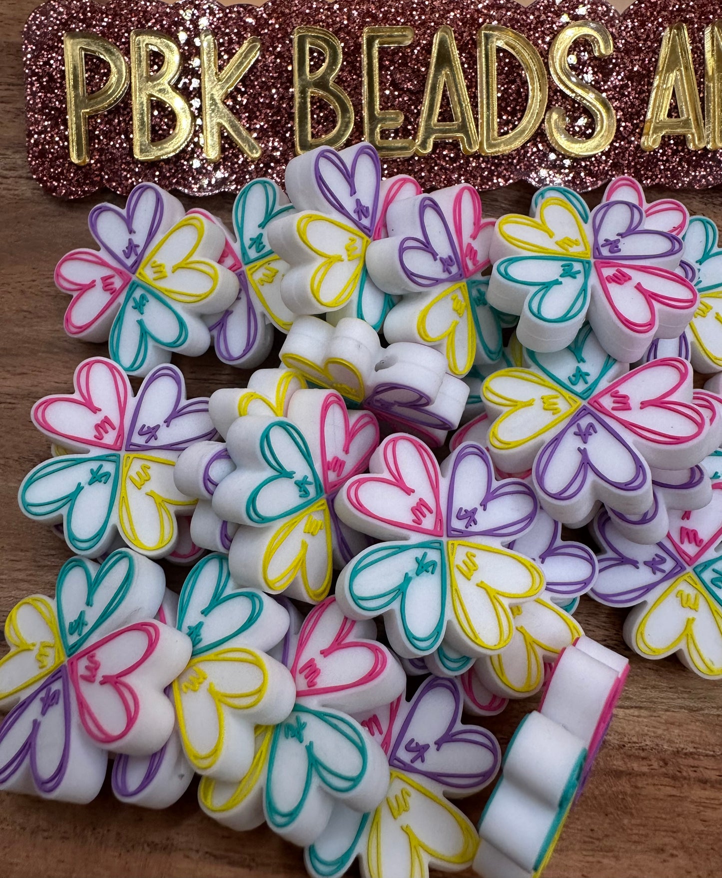 Mama Hearts- EXCLUSIVE TO PBK- Silicone Focal Bead