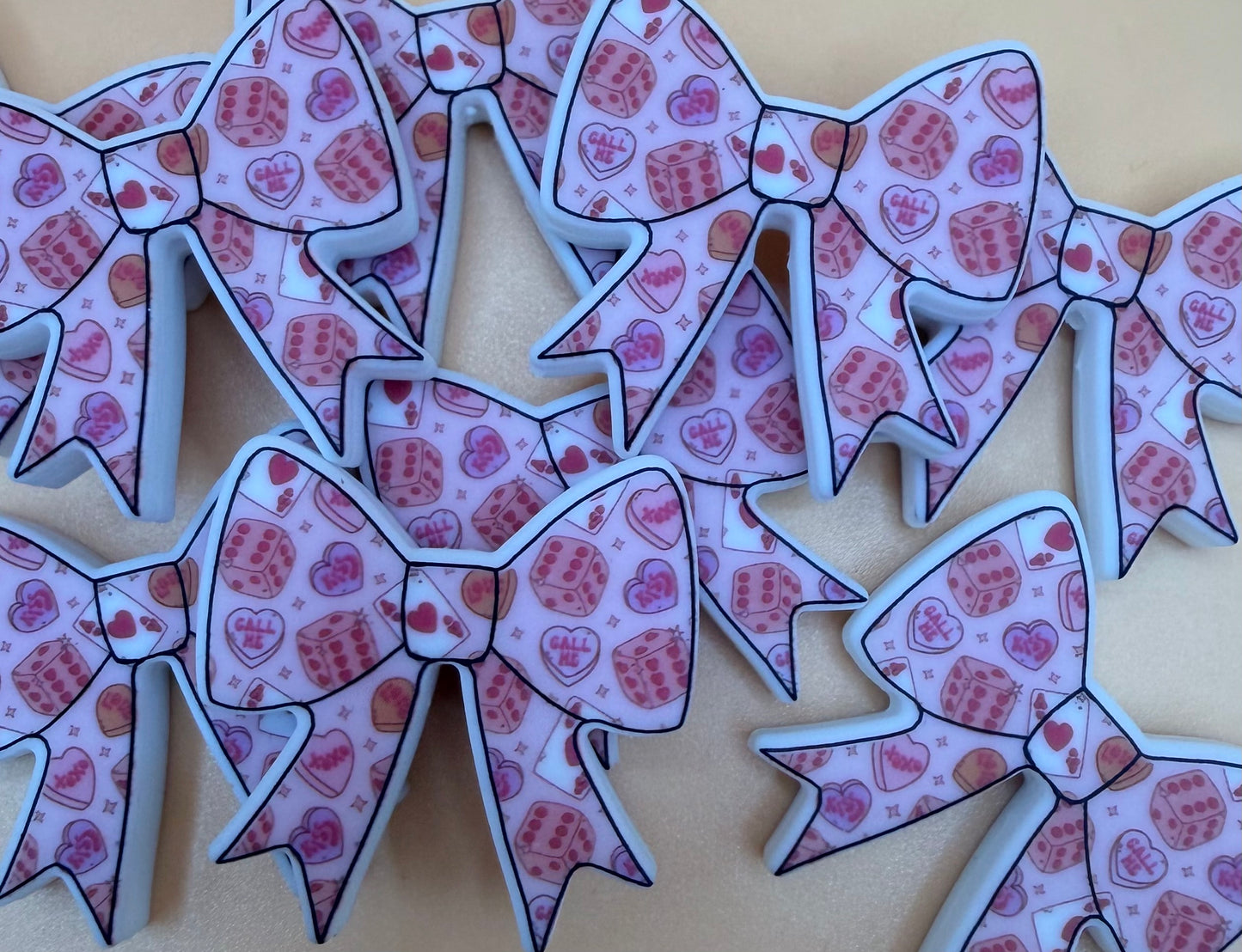 Lucky Hearts Bow- Silicone Focal Bead