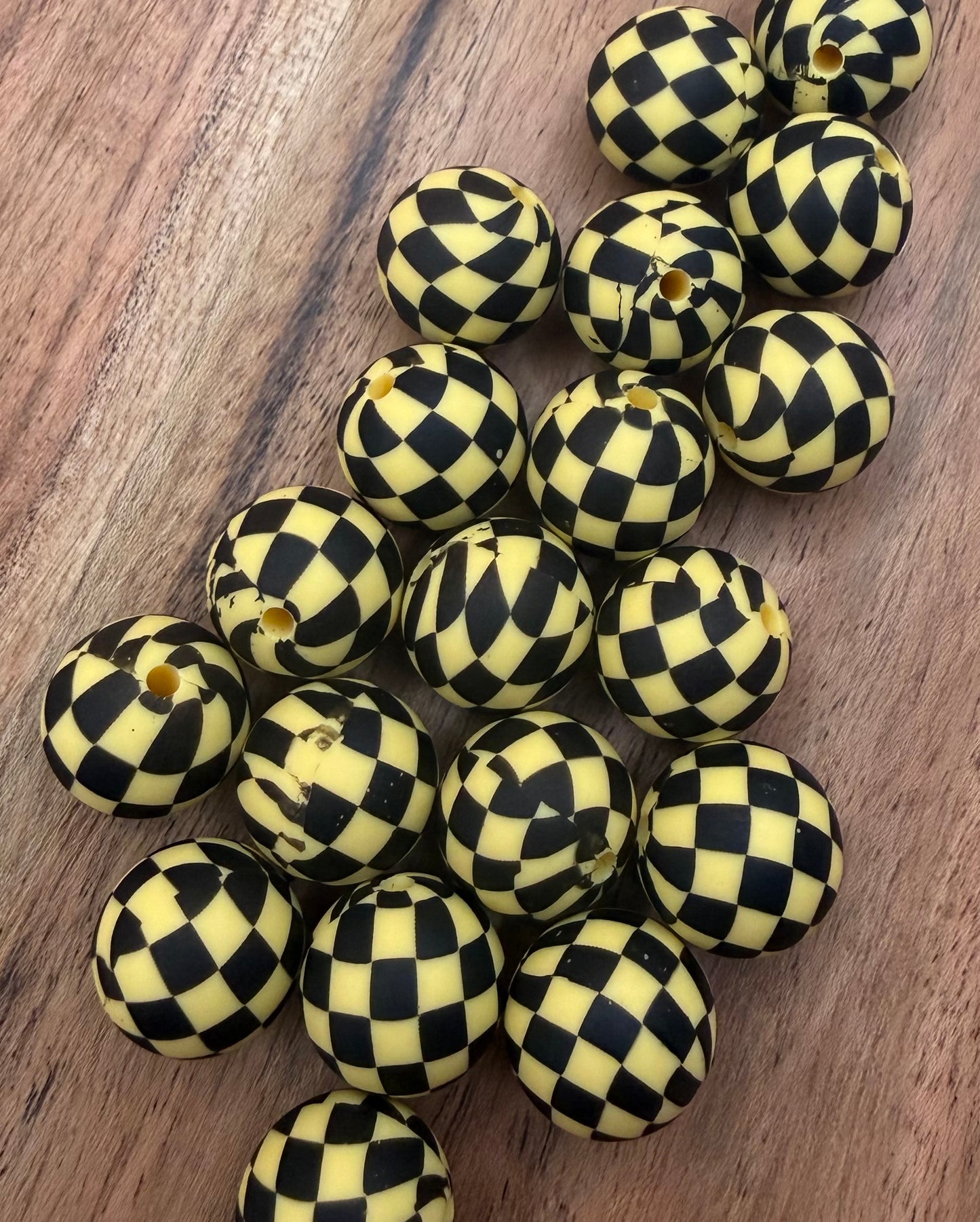 Yellow Checkered- Print Silicone Bead 15mm
